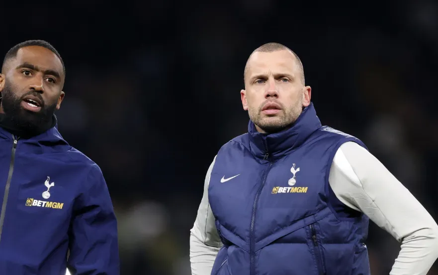 Who is John Heitinga?