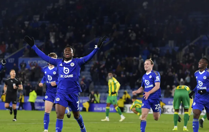 Performance Analysis Under Van Nistelrooy